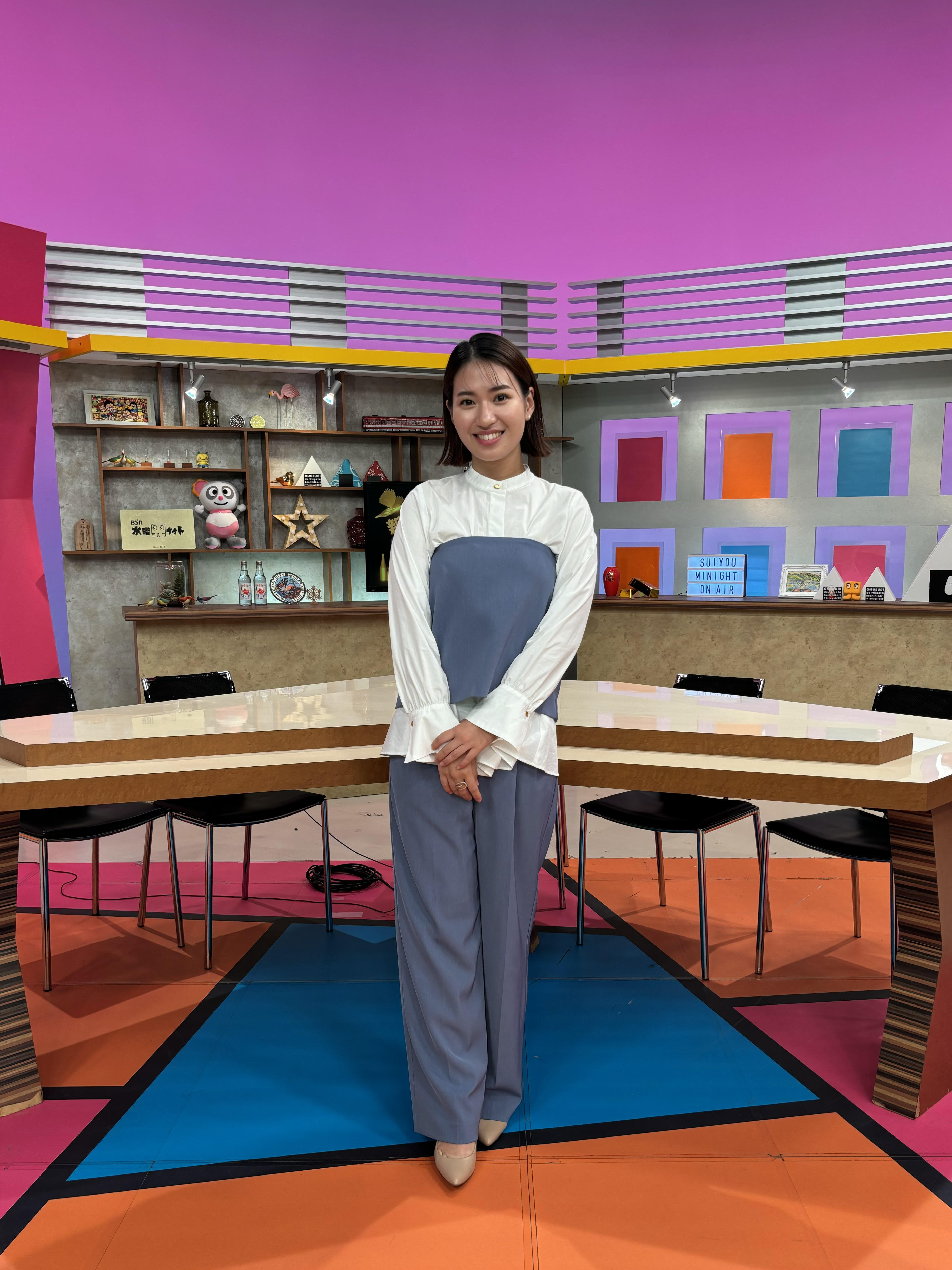 行貝寧々 - SearchX