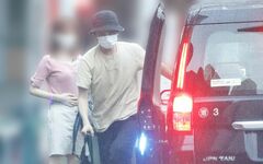 妻と“ドライブ蟹デート”NHK「おかあさんといっしょ」体操のまことお兄さんは2児のお父さんだった！「恋愛・結婚は禁止ですか？」と直撃してみたら文春オンライン