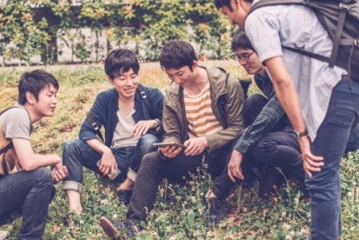 ポーズ集 男の子同士の背中合わせ10SET - CLIP STUDIO ASSETS