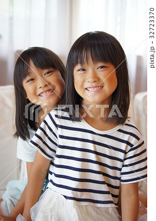 双子・早坂ゆう＆あい、そっくりすぎて困ったこと お互いの交換したい部分＆好きなところは？「ラブラブです」 学生ランウェイ2025SUMMERインタビュー- モデルプレス