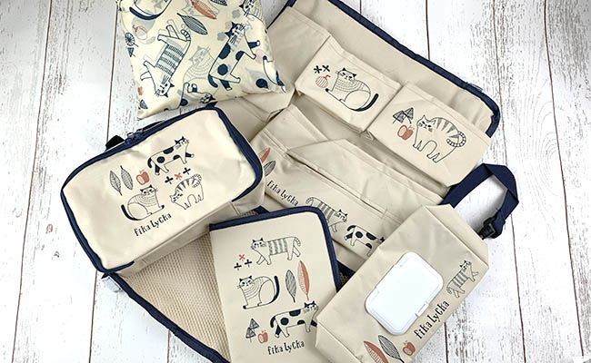 100均セリア知育おもちゃ「赤ちゃんおせわセット」は赤ちゃんが好きな子供のためのおもちゃ - おもちゃたちの団らん