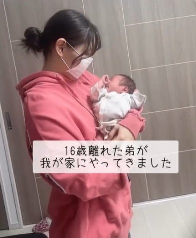 95歳が作る世界一のうどん！孫・ひ孫・玄孫の手が止まらない 😲