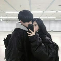 雰囲気カップル」のアイデア 62 件韓国人カップル, オルチャンカップル, 恋人 画像