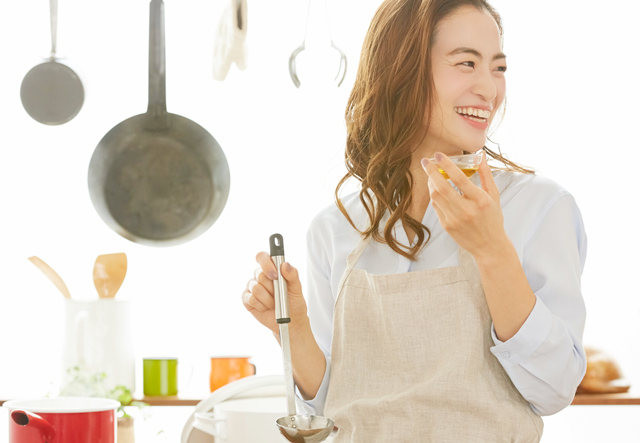 女性と男性それぞれが選んだ「本気でキュンとする仕草」トップ10を発表！omotte magazine fromANNIVERSAIRE記念日にまつわるマガジン