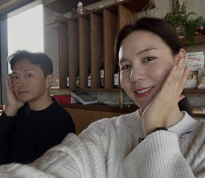 チン・テヒョン＆パク・シウン夫婦、養子縁組をした娘との物語を告白、「新婚旅行は保育園だった」wowKorea ワウコリア