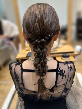 結婚式お呼ばれQ&A 寝坊した！ 1秒でも早くどうにかするには？etc.美的.com