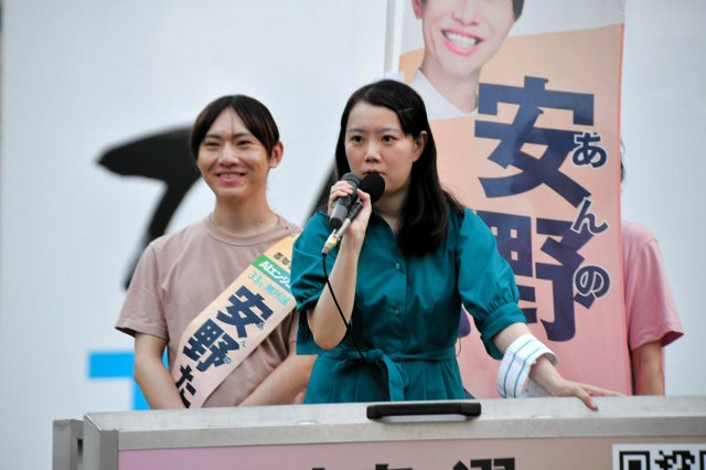 家族でお出かけ！？」EXILE TAKAHIRO いちご狩り満喫のプライベートショット公開！おちゃめな“ギャルピース”姿に「可愛さいちご並です」めざましmedia“好き”でつながる