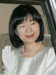 眞子さま：来年１１月４日に結婚式 帝国ホテルで毎日新聞