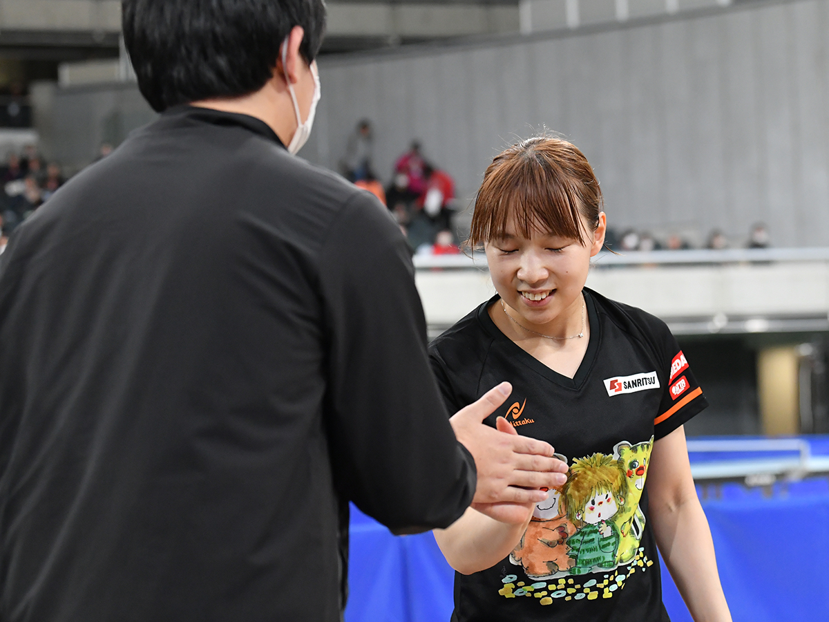 松平志穂選手のプロフィール卓球動画 シェークハンズ