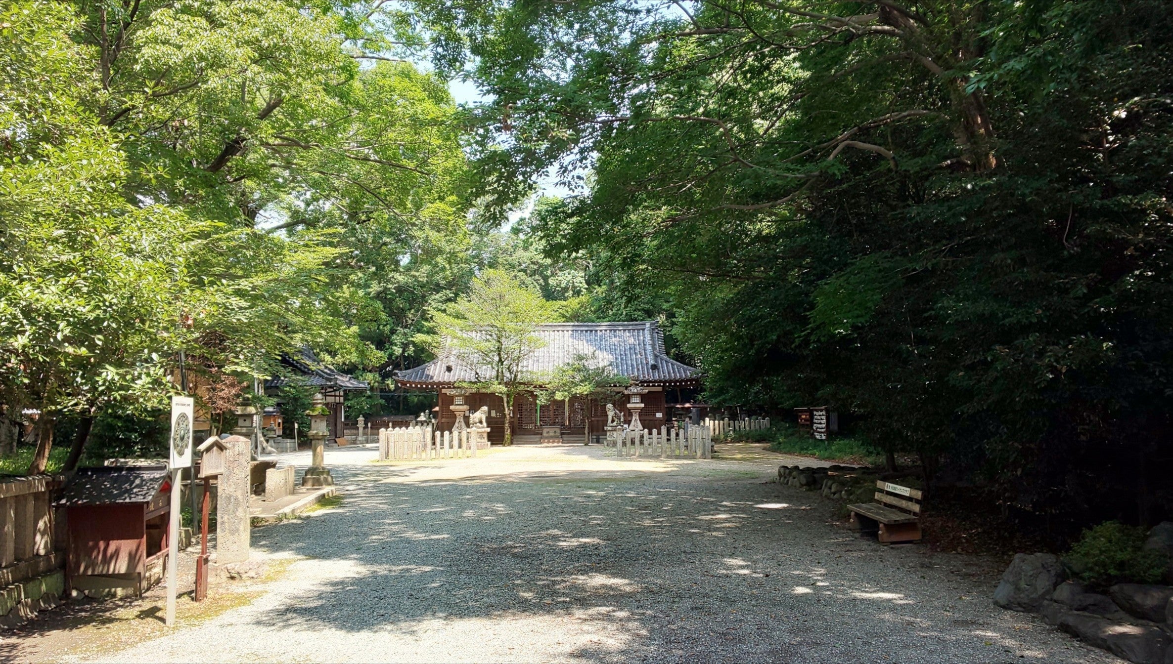 鏡作坐天照御魂神社 見どころと御朱印 鏡つくりの神をまつる - 花鳥参拝帖