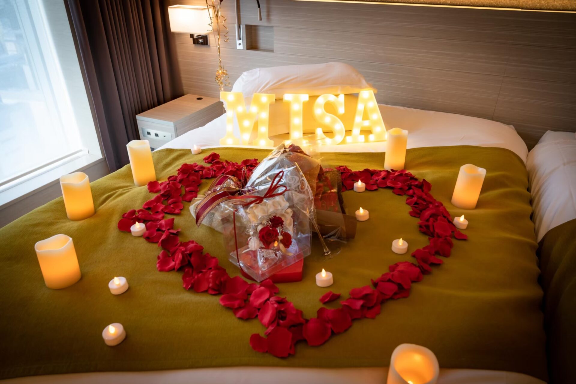 ホテルに泊まった時に使える誕生日サプライズアイデア7選Happy Birthday Project ハピバ