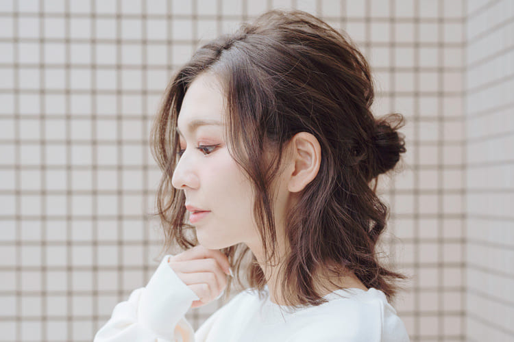 結婚式お呼ばれ！知っておくべき女性の髪型マナーは？結婚ラジオ結婚スタイルマガジン