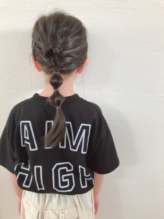 伸びかけ前髪でもおしゃれを楽しむキッズのヘアアレンジ！ ～センター分け～ - Aneひめ.net講談社
