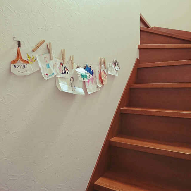 子どもの作品どう飾る？6名のインスタグラマーさんから届いた、みんなのおうちギャラリー発表会！アンジェ日々のコラム