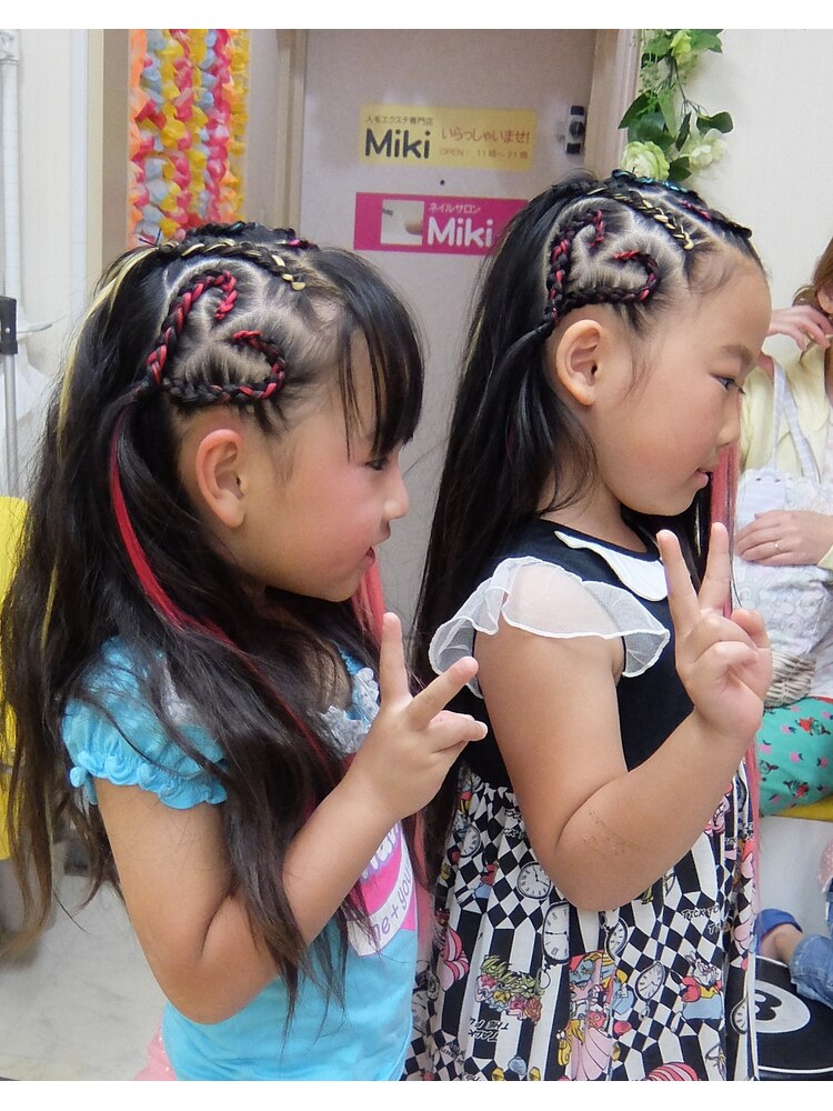 ボード「キッズダンス」に最高のアイデア 49 件ダンス 髪型, キッズダンス, ダンス用ヘアスタイル