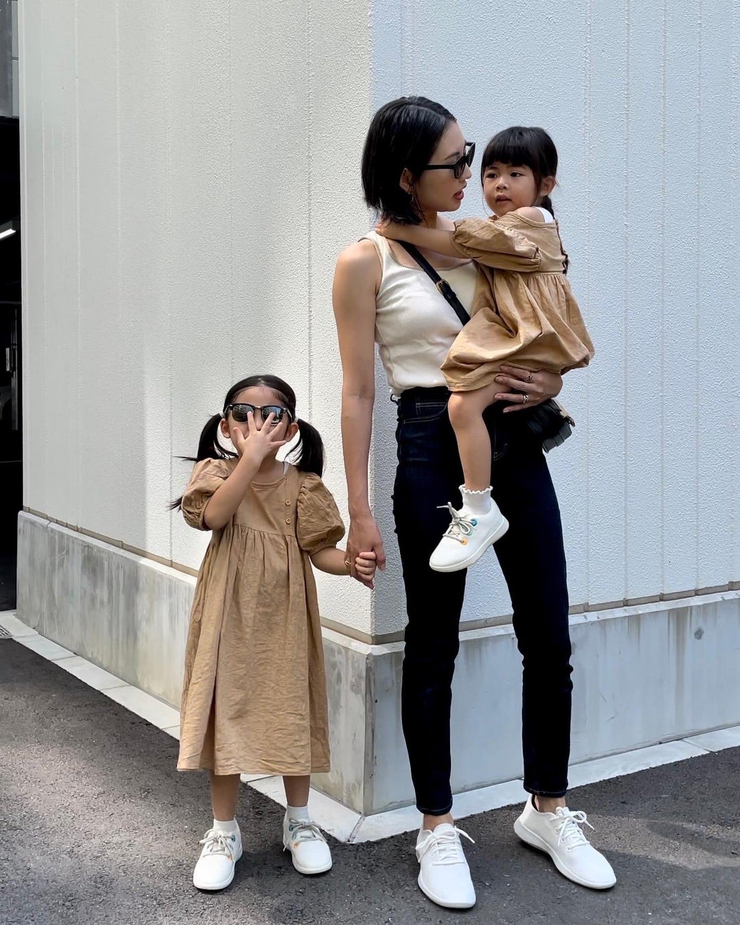 親子お揃いのスニーカーにヘビロテワンピース。Ayano's Diary- Fashion,Cooking,MamaLife