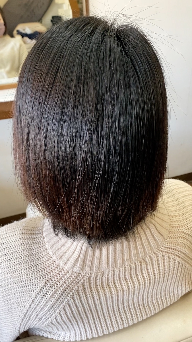 髪が多くて広がる髪質でもまとまるグラデーションボブビリード恵比寿 Belead EBISU 明るい白髪染め・頭の丸みが出る骨格矯正カット