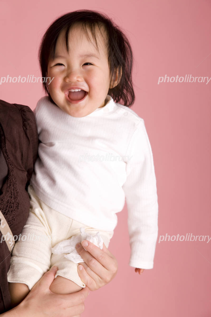 赤ちゃん笑うの写真素材・画像素材 Image 15755752