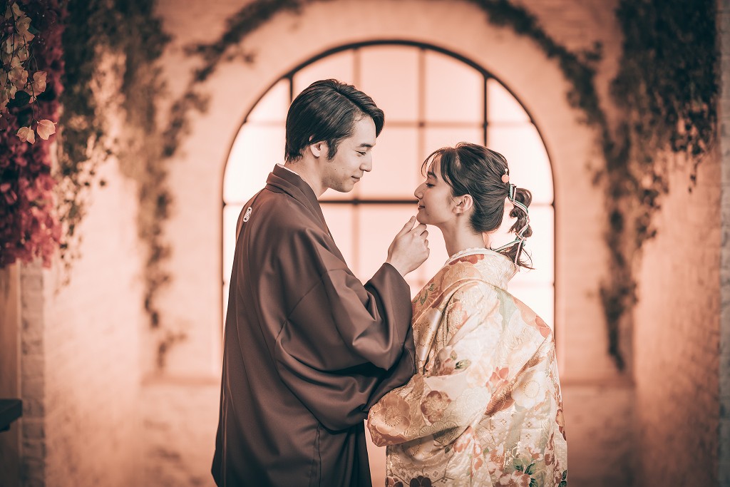 身長差 カップルにおすすめ！撮影で使える胸キュン♡ポーズをご紹介ウェディングニュース