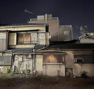 私が「古い家、ぼろい家」にストレス、コンプレックスを感じなくなった理由ミニマルな二人暮らし