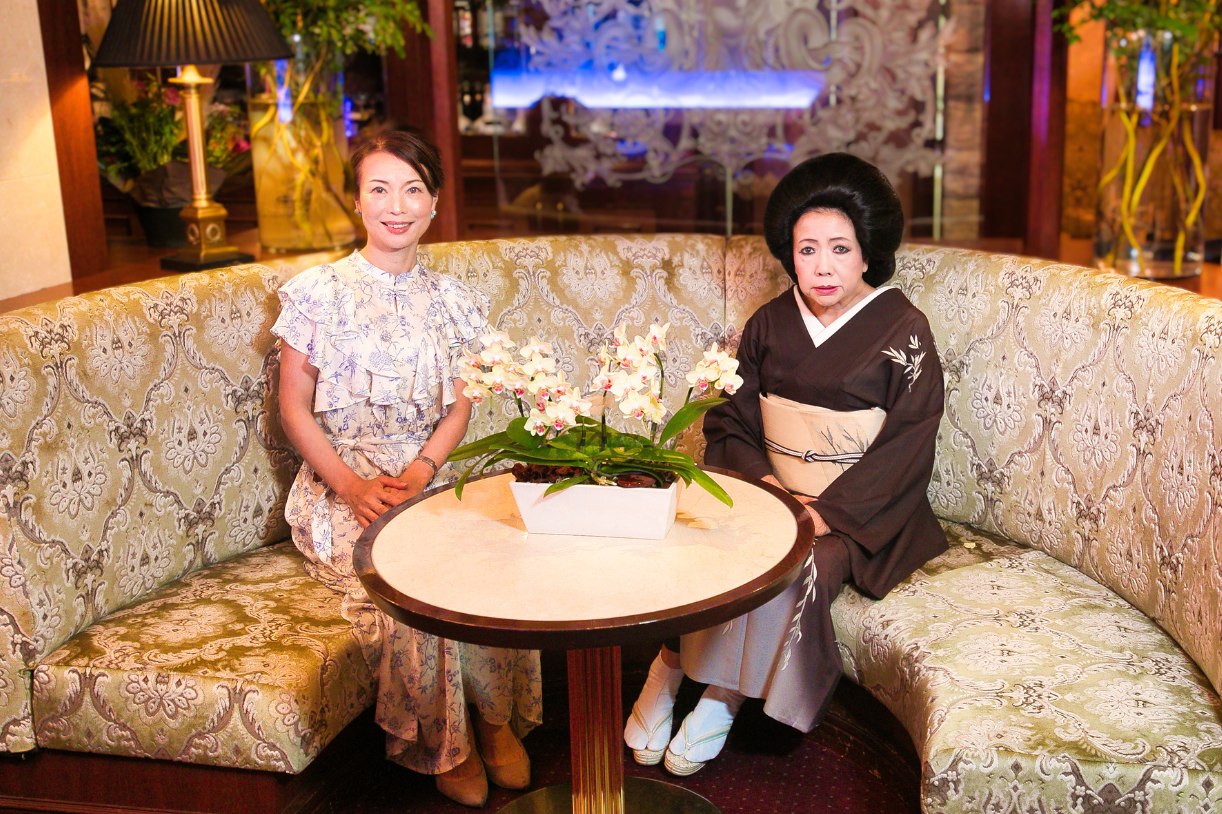 金沢・片町「クラブ利恵」のママにおもてなしの心得学ぶ「特別稽古」開催へ - 金沢経済新聞