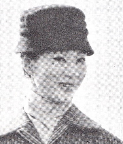 クラブ利恵40周年感謝祭♡心よりおめでとう御座います 菊ママと入り口であやかちゃんに遭遇して久々に写真♡ 可愛い💕ね40周年感謝祭は素晴らしい日となりました 私もまだまだ頑張ります♡ 皆様どうぞよろしくお願いします♡クラブ利恵利恵ママおめでとう御座います