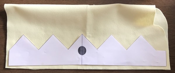 100円均一 だけで作る愛情たっぷり！お誕生日の王冠を手作りで - ママだって☆初心者