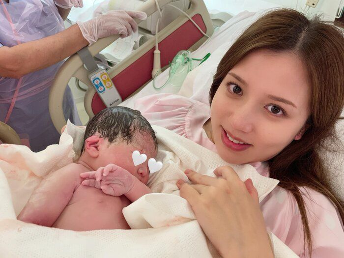 丸高愛実、夫・柿谷曜一朗選手＆子供たちとパシャリ！ファミリーSHOTに反響「素敵な家族写真」「可愛い」2025年1月2日- エキサイトニュース