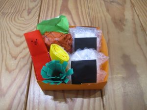 ☆ 製作「おべんとう」☆ – 託児所大阪 ミントハウス