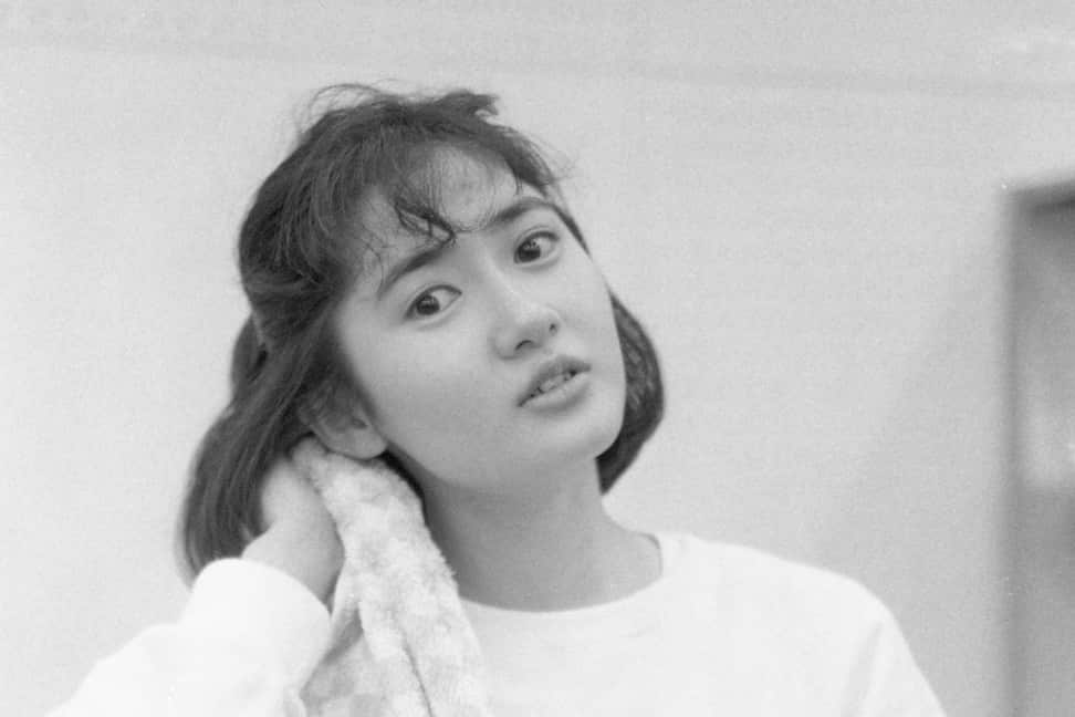 ６月２日 とても気持ちいい陽の中 お宮参りへ行きました♪ お着物は お嫁さんのお母様が残して下さったものを お借りして、 天使ちゃんの祝い着もお母様が大切に保存されていた 男の子の着物を使いました両家同じ家紋ただ 天使ちゃんは女の子🩷なので 私、チョッ