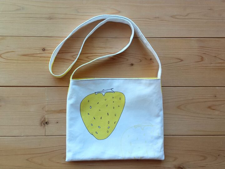 300円で最強に便利！ 「抱っこ紐用サコッシュ」 : 365日のとっておき家事 Powered by ライブドアブログ