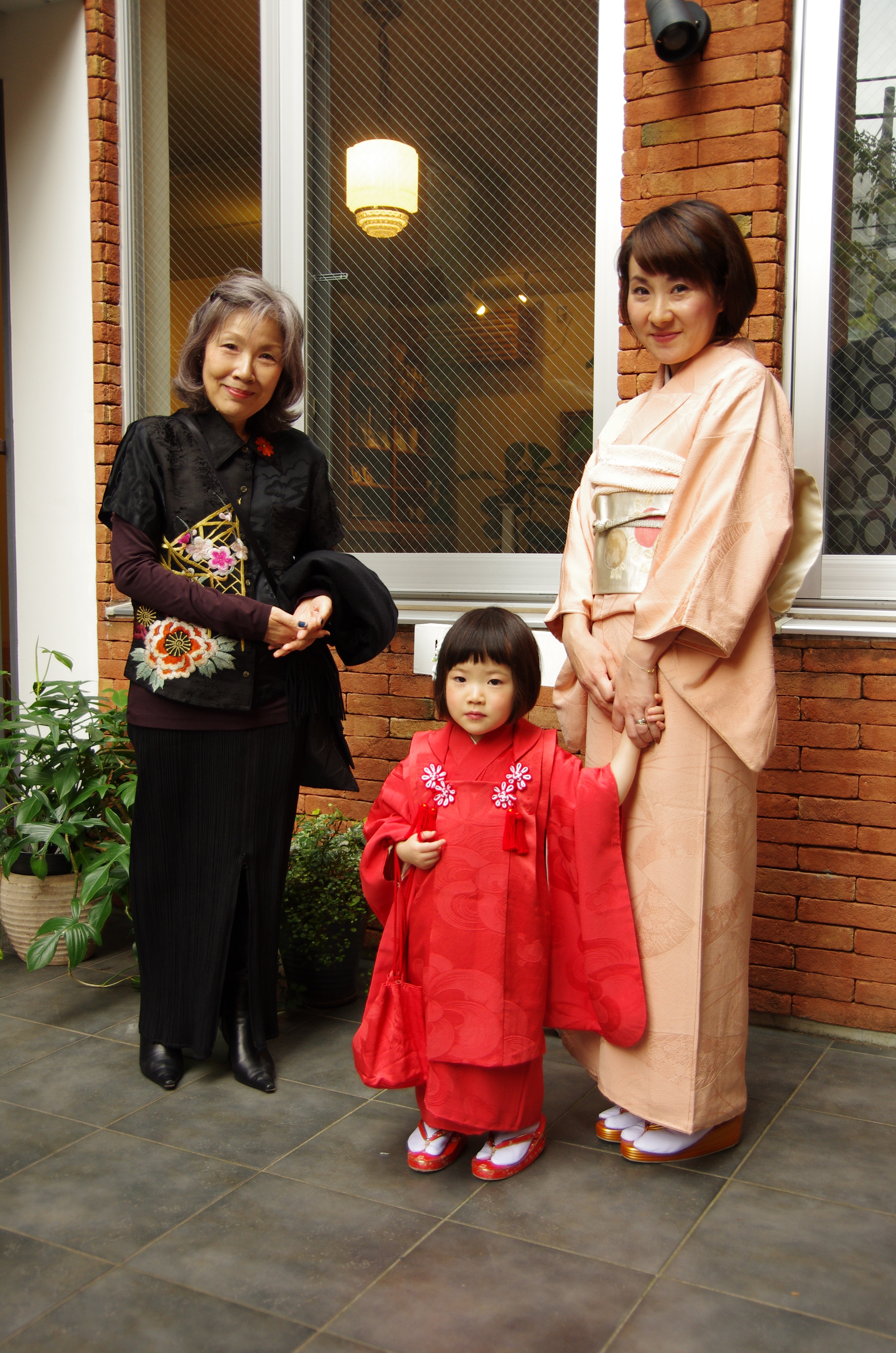 髪が短くてもかわいい髪型に！ショートヘア・ボブヘアで七五三