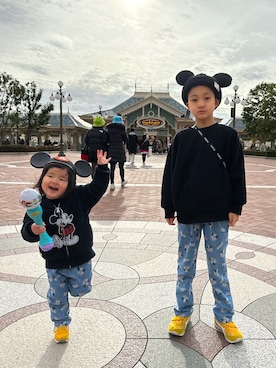 秋のディズニーは憧れの親子リンクコーデで♡ マネしたくなるママ＆子どもの服装をまとめました！ –CBK magazine 公式