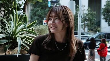 新山千春、娘の高校卒業式で親子ショット＆“最後”の手作り弁当披露「姉妹みたい」「彩り豊かで美味しそう」の声 - モデルプレス