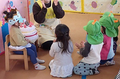 ３歳児 ばら組 お正月お楽しみ会栄光多摩平の森保育園