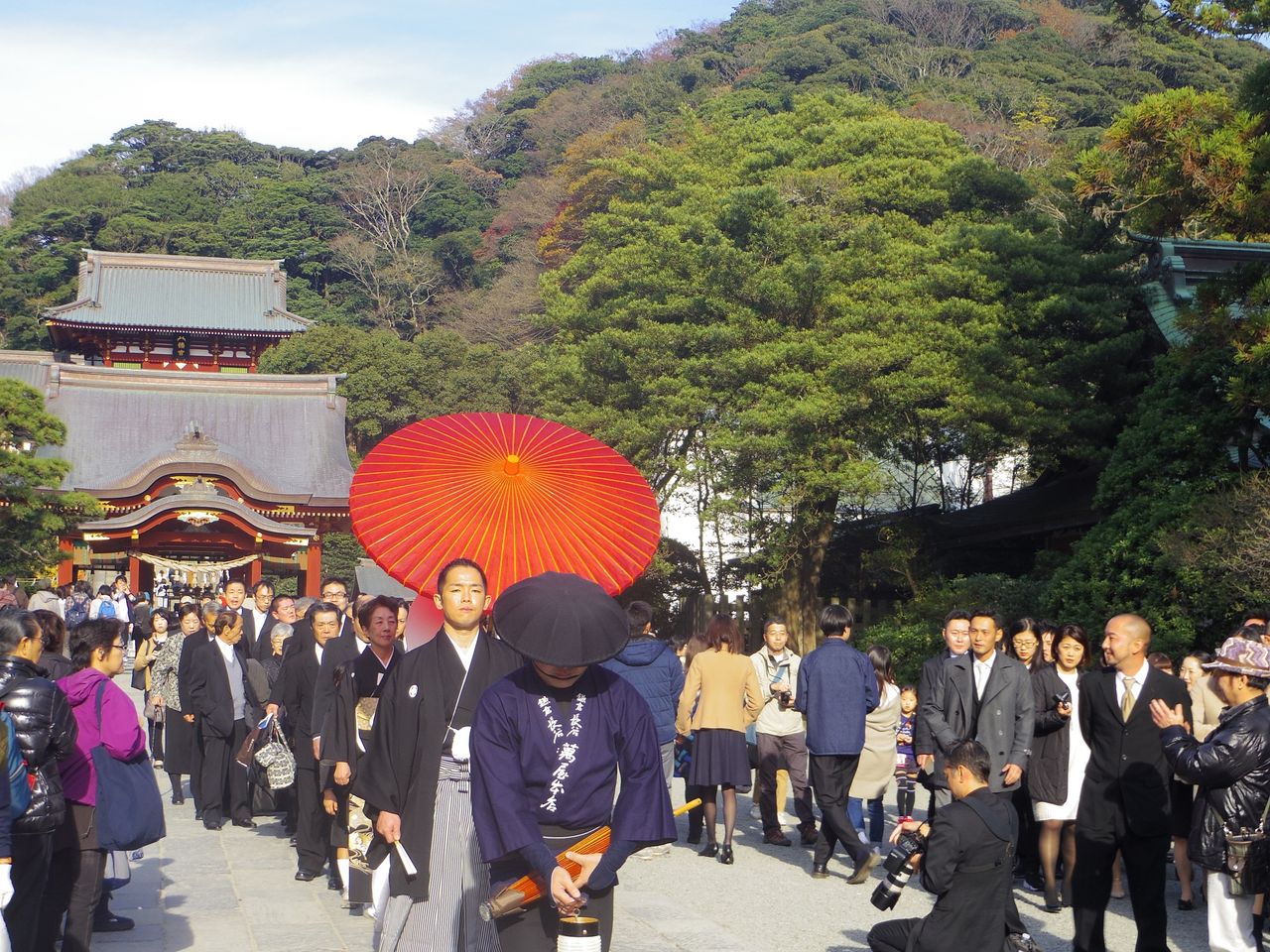 鶴岡八幡宮で神前式・和の結婚式日本の結婚式