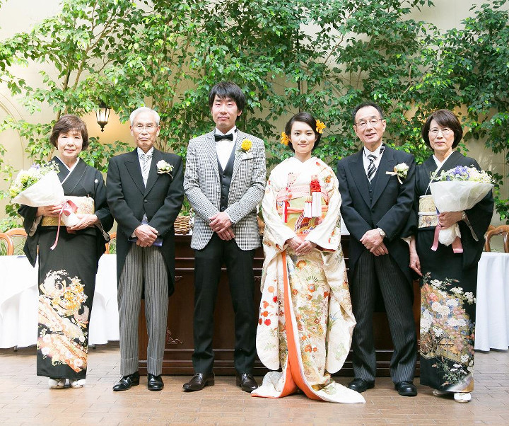 結婚式 母着物 黒留袖奈良 衣装レンタル親族 正礼装留袖着付け株式会社橿原衣裳