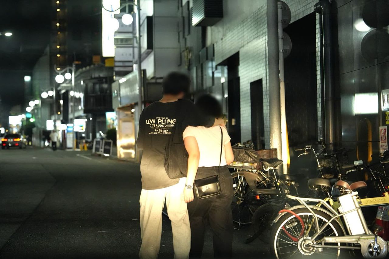 エアビー、パーティー全面禁止 違反者は登録抹消 - 日本経済新聞