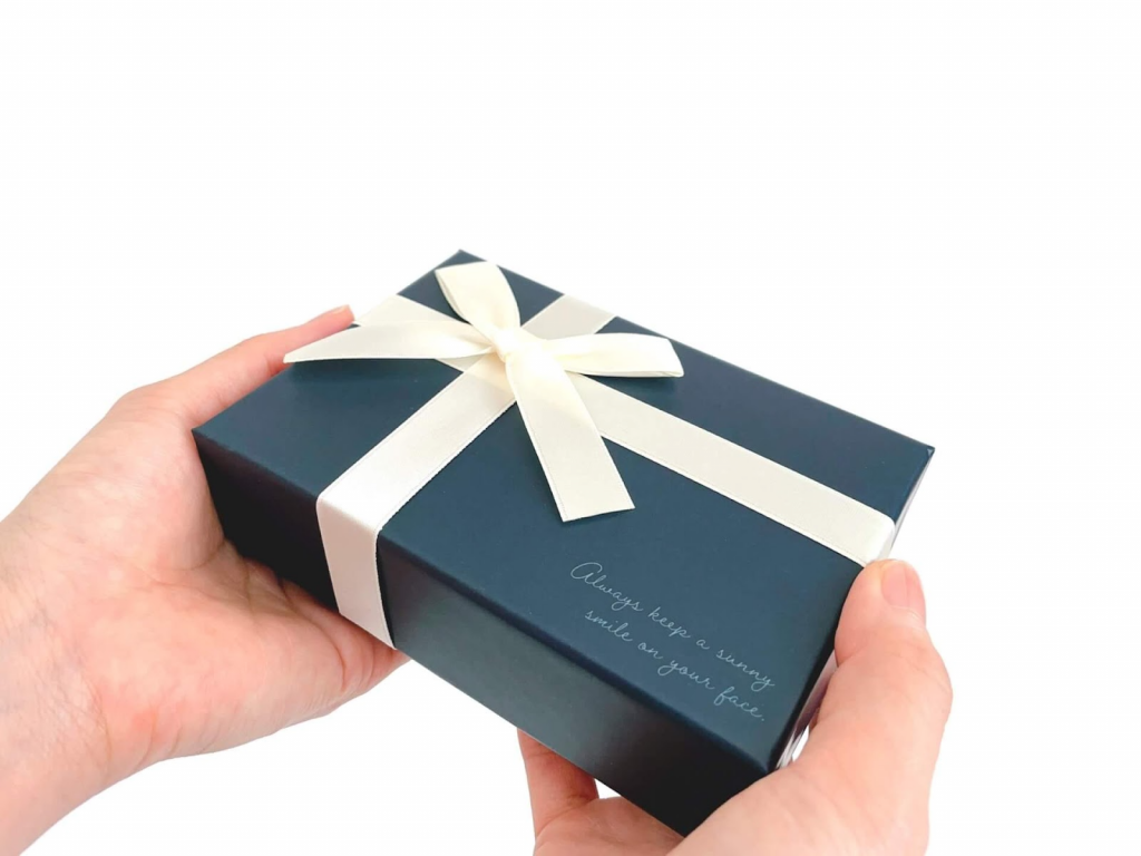 香典返しが届いた時のお礼の伝え方は？メールや電話でも問題ない？香典返し専門店 お返しナビ