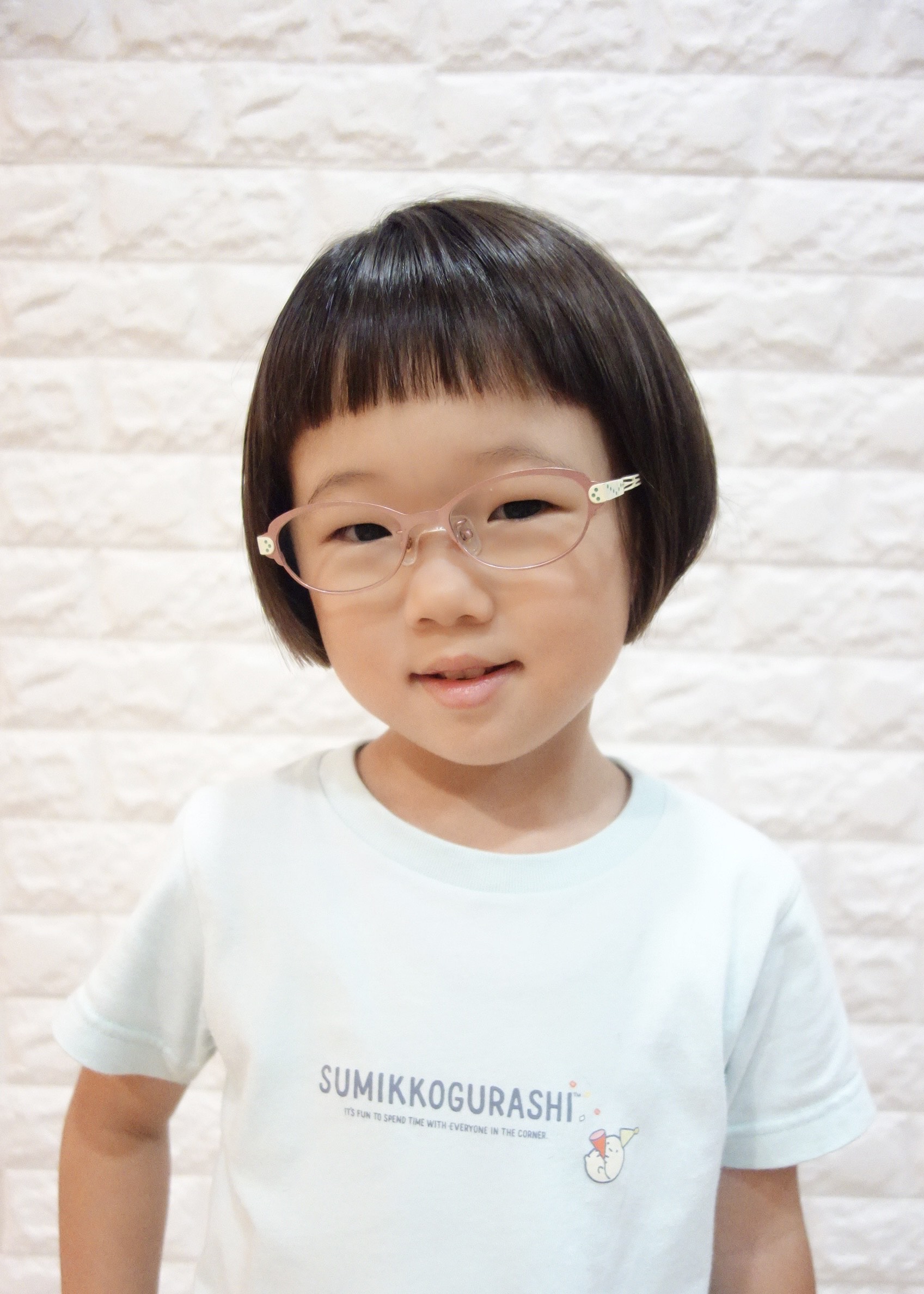 小学生女子ハンサムショートカット¥1100 担当・栄真介ご来店ありがとうございましたDEEPSTA DEEPSTA小学生 カット DEEPSTAヘアスタイル 小学生カット 小学生髪型 女の子髪型 ハンサムショート カット 子供カット キッズカット ヘアスタイル ヘアカタログ 撮影 福岡県