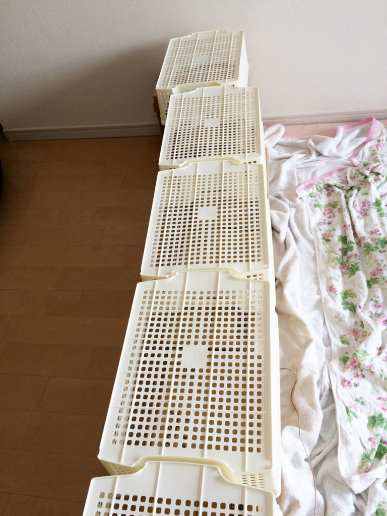 DIY ベビーゲートを100均材料で手作りする方法