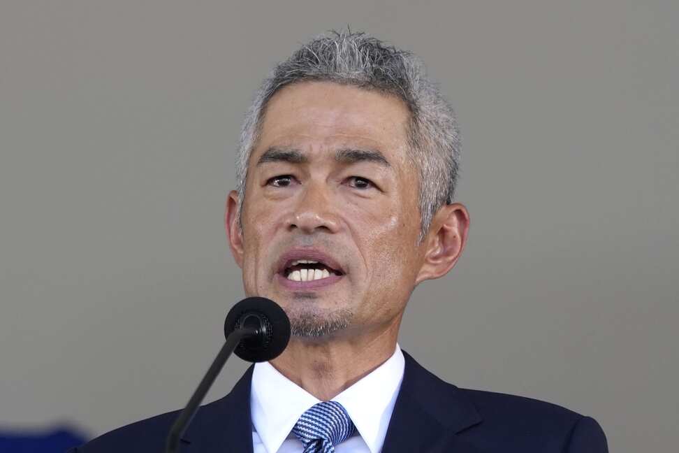 ◇優しいまなざしで子供たちを見る”イチロー先生” 写真 ：中日スポーツ・東京中日スポーツ