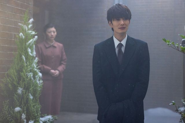 明日の『虎に翼』“航一”岡田将生、家族にある提案をするも継母“百合”余貴美子が大反対 - ドラマ - ニュース クランクイン