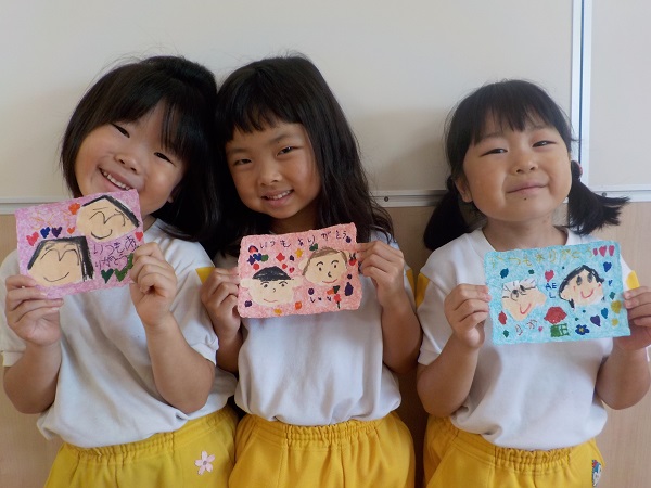 敬老の日は手作りプレゼントを子どもと一緒に！製作アイディア15選工作・自由研究All About