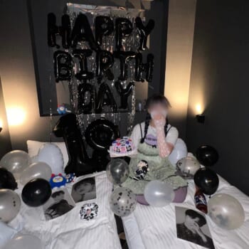 🖤お泊まり会でしたいこと7選🖤 仲良しのことするお泊まりってとっても楽しいよね!可愛い写真も撮ってもっと楽しも💖 Photo by@hlnak06 @_k.hr__123 @o0_miyuu.s2 @poo__ty18 @ka_nna10.03 ーーーーーーーーーーーー高校生カルチャーメディア「ユース学園」です