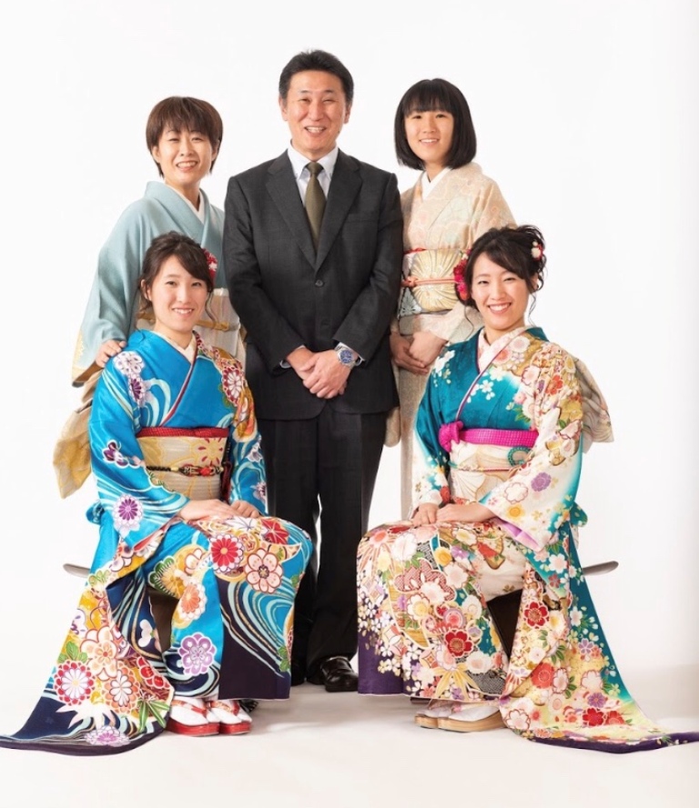 卒業式・卒園式 ママの服装は？ 失敗しないマナーとコーデをチェック&mall アンドモール 三井ショッピングパーク公式通販