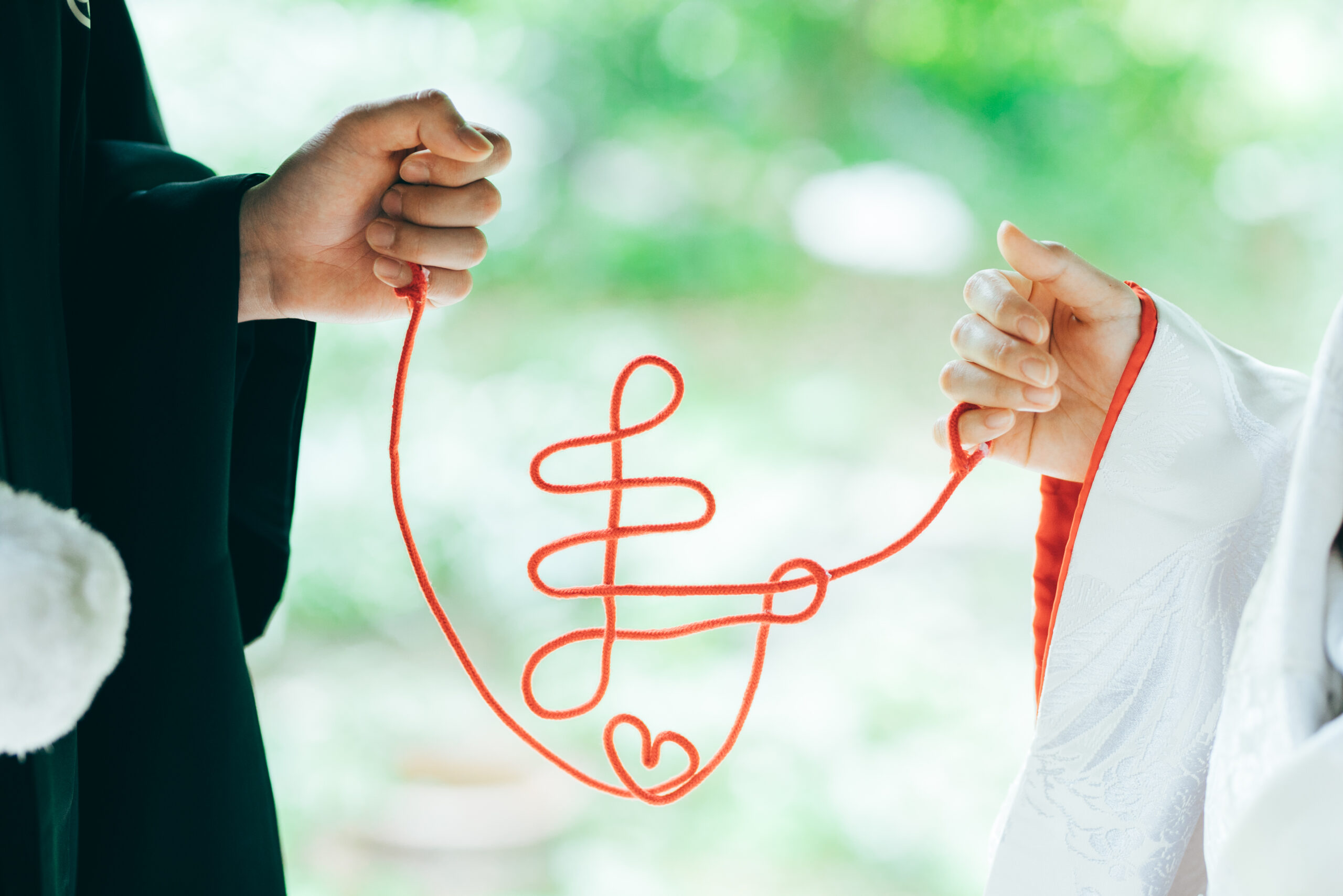 今っぽく映える小物25選 和装フォトウェディングの人気アイテムとダサくならない使い方！ - 結婚写真・フォトウェディング のお役立ち情報阿部写真館-大阪本町靭公園店