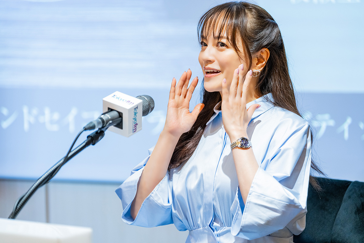 可愛さ国宝級」牧瀬里穂、ウサギ姿の幼少期ショット公開！ 「今と全く同じお顔」「か、か、か、可愛すぎる」 2 2- All About ニュース