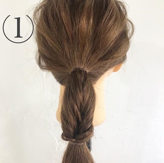 ヘアアレンジ 1日中動いても絶対に崩れない！ピンなし・ゴムだけの超簡単お団子アレンジ