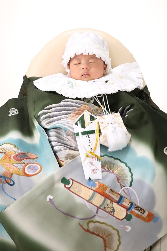 お宮参りレンタル比較 赤ちゃんの祝い着やママの着物が安くなる？ネットなら札幌、大阪、福岡どこでも発送可能！失敗しない利用方法をわかりやすく説明きものレンタリエのきもの豆知識